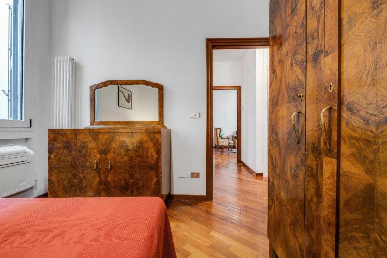 A Due Passi Dalla Pinacoteca Apartment Bolonha Exterior foto